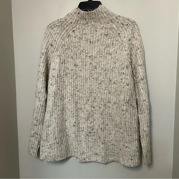 Madewell Northfield Mockneck Sweater S Neutral Boxy Rib Knit Wool Blend EUC - Picture 10 of 11